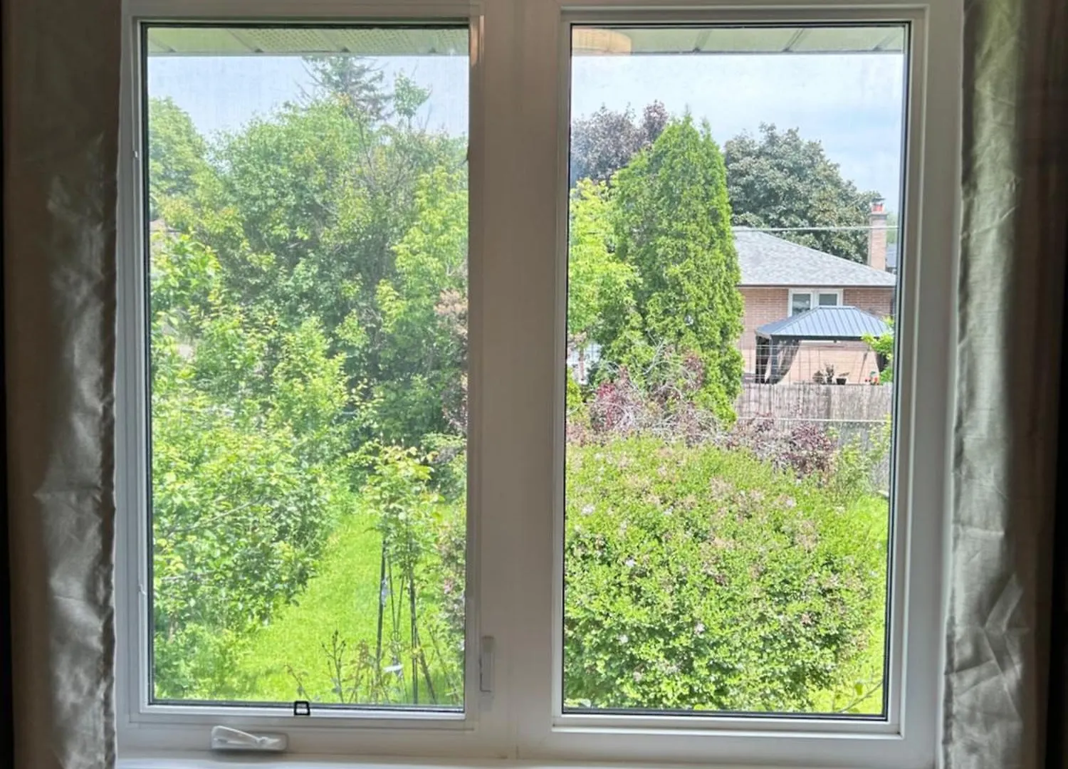 Super Cosy Peaceful Room With Garden View Free Parking Toronto Homestay